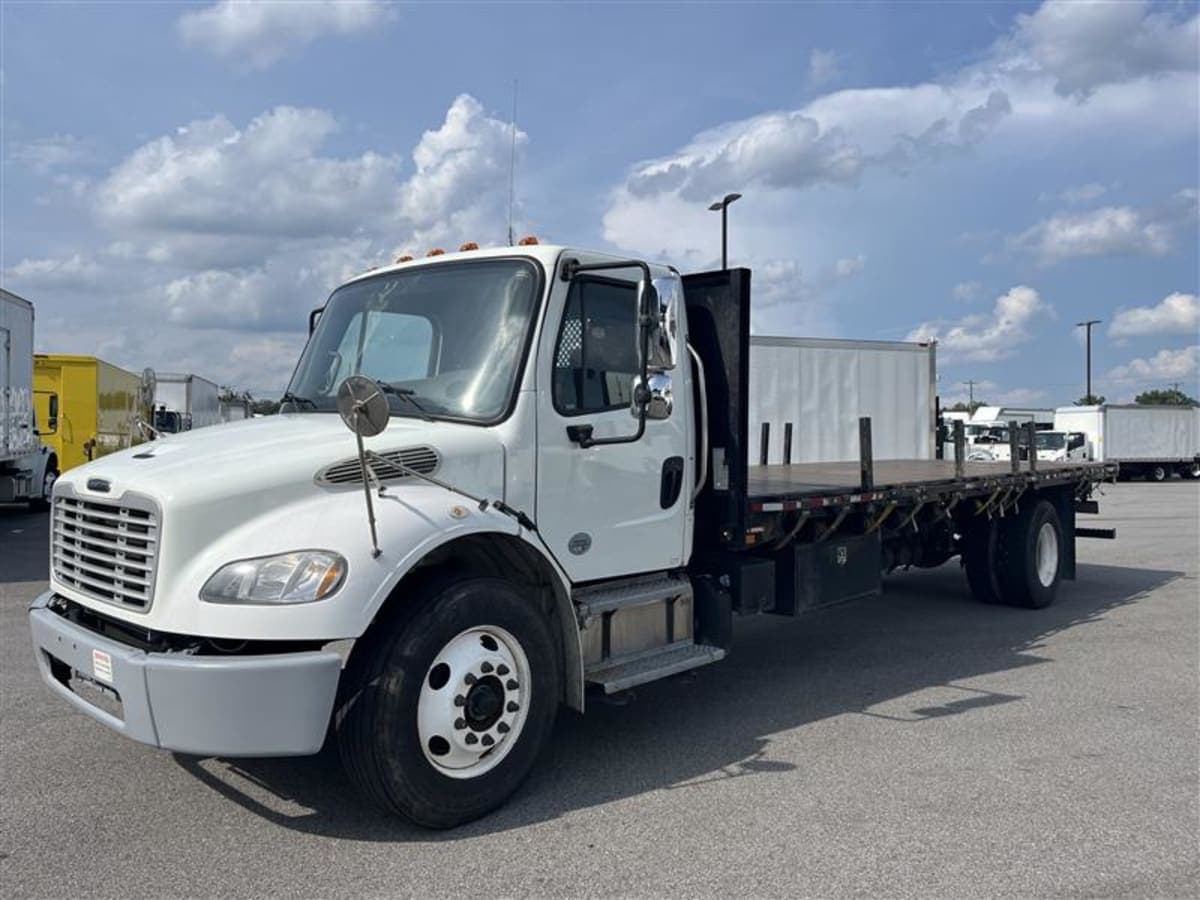 2019 Freightliner M2 106