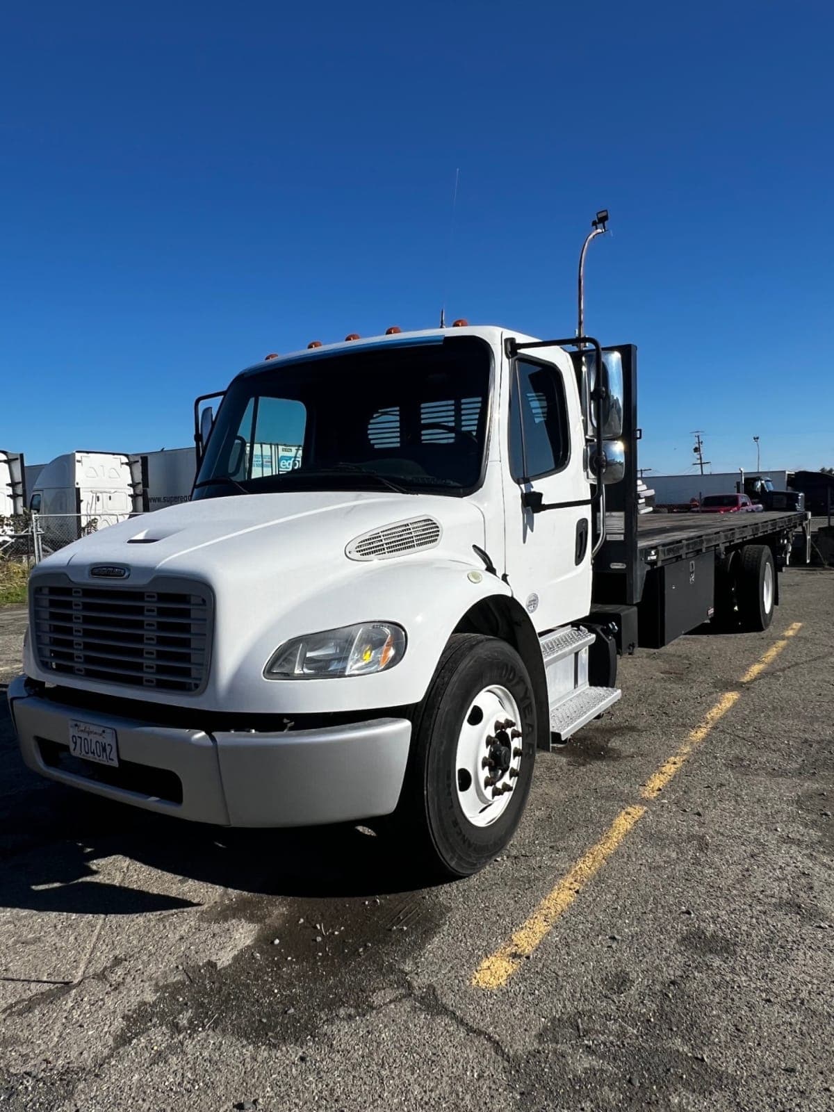 2019 Freightliner M2 106