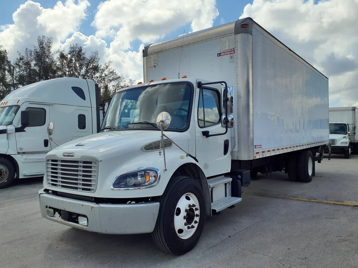 2019 Freightliner M2 106