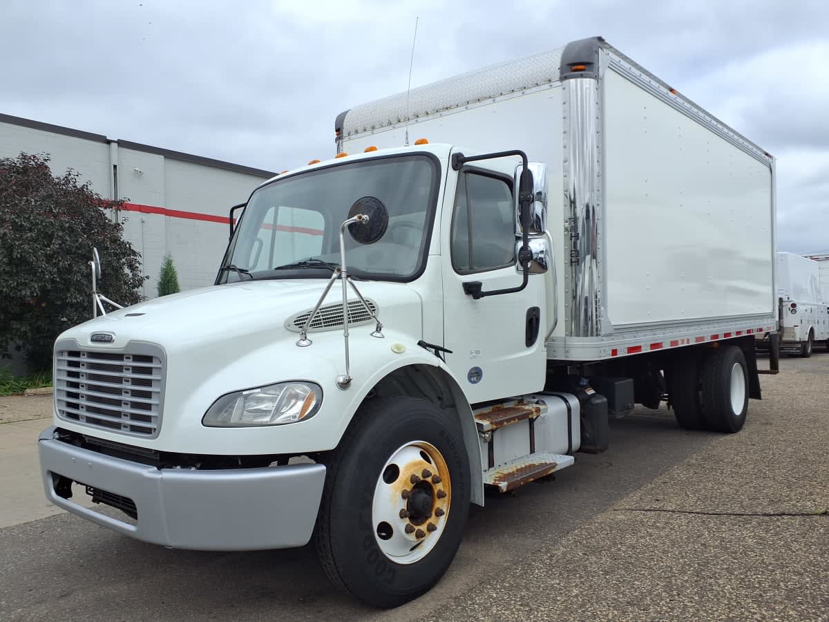 2019 Freightliner M2 106