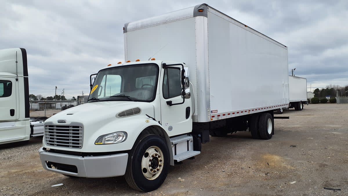 2019 Freightliner M2 106