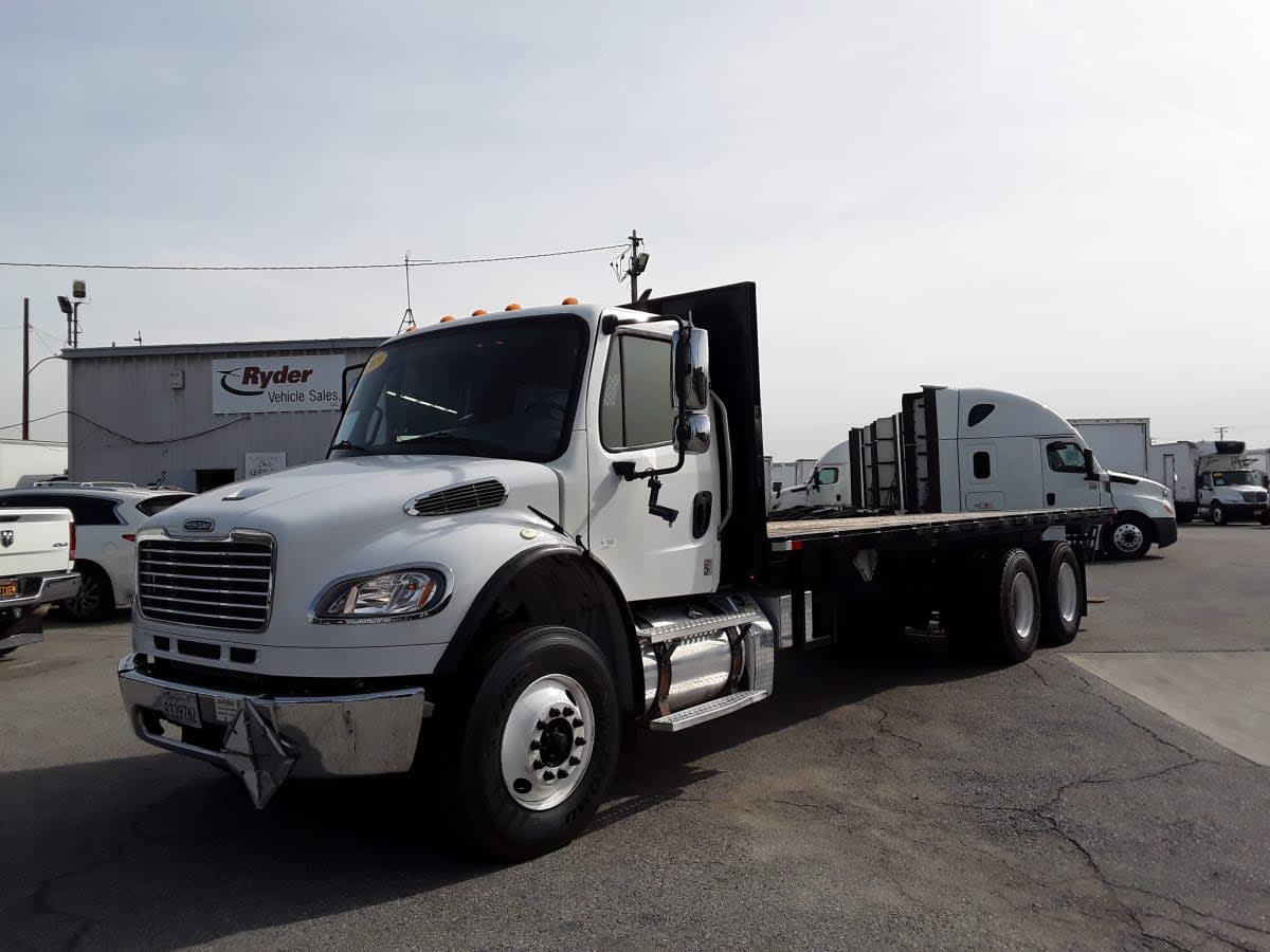 2019 Freightliner M2 106
