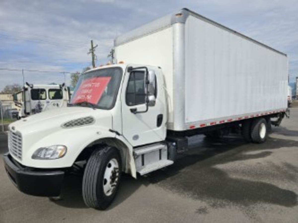 2019 Freightliner M2 106