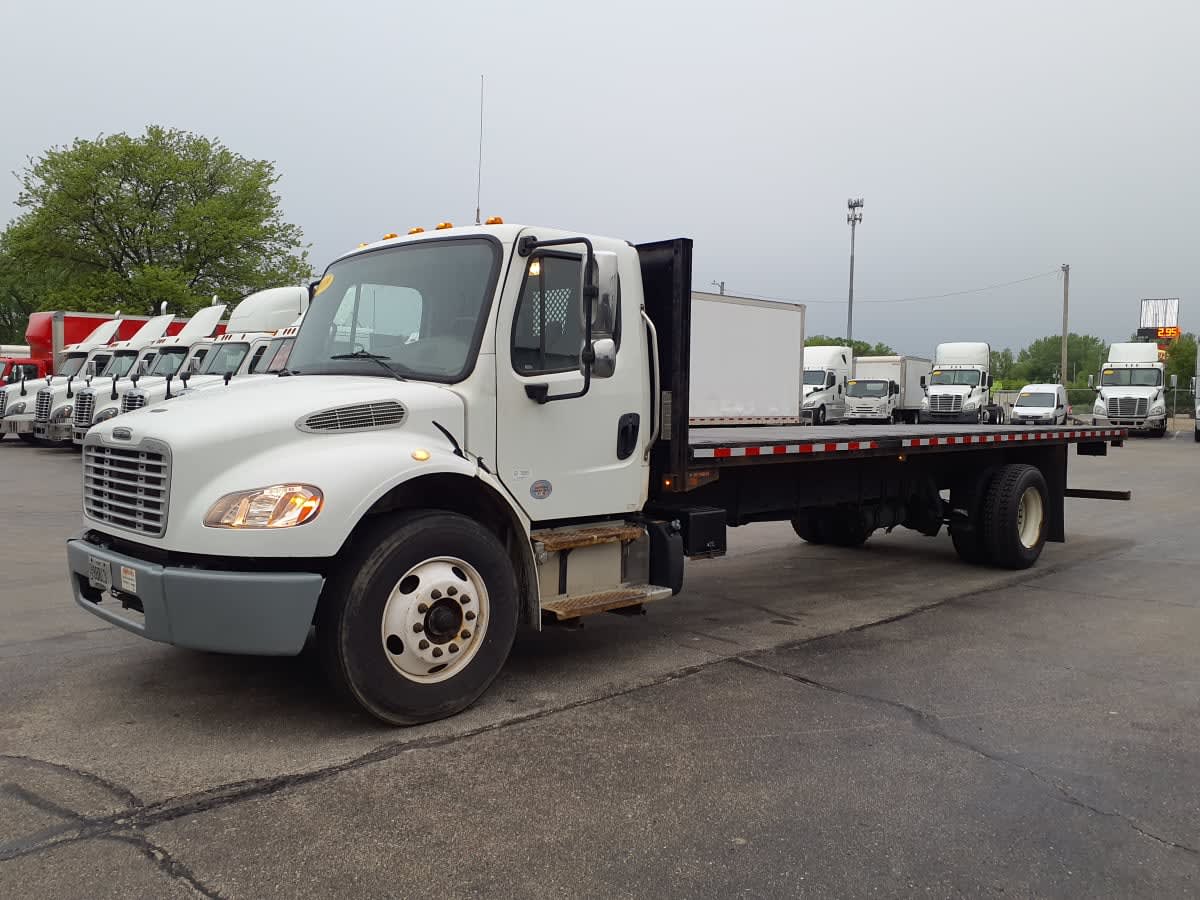 2019 Freightliner M2 106