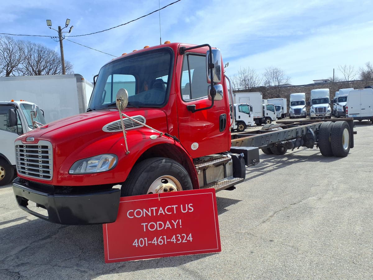 2019 Freightliner M2 106