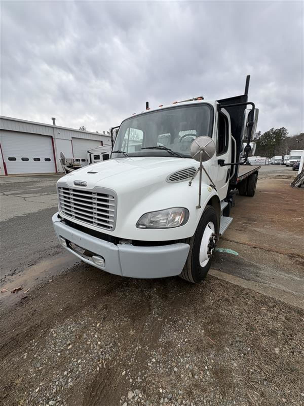 2020 Freightliner M2 106