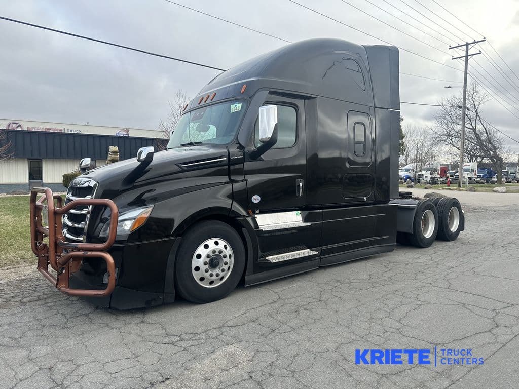 2022 Freightliner Cascadia