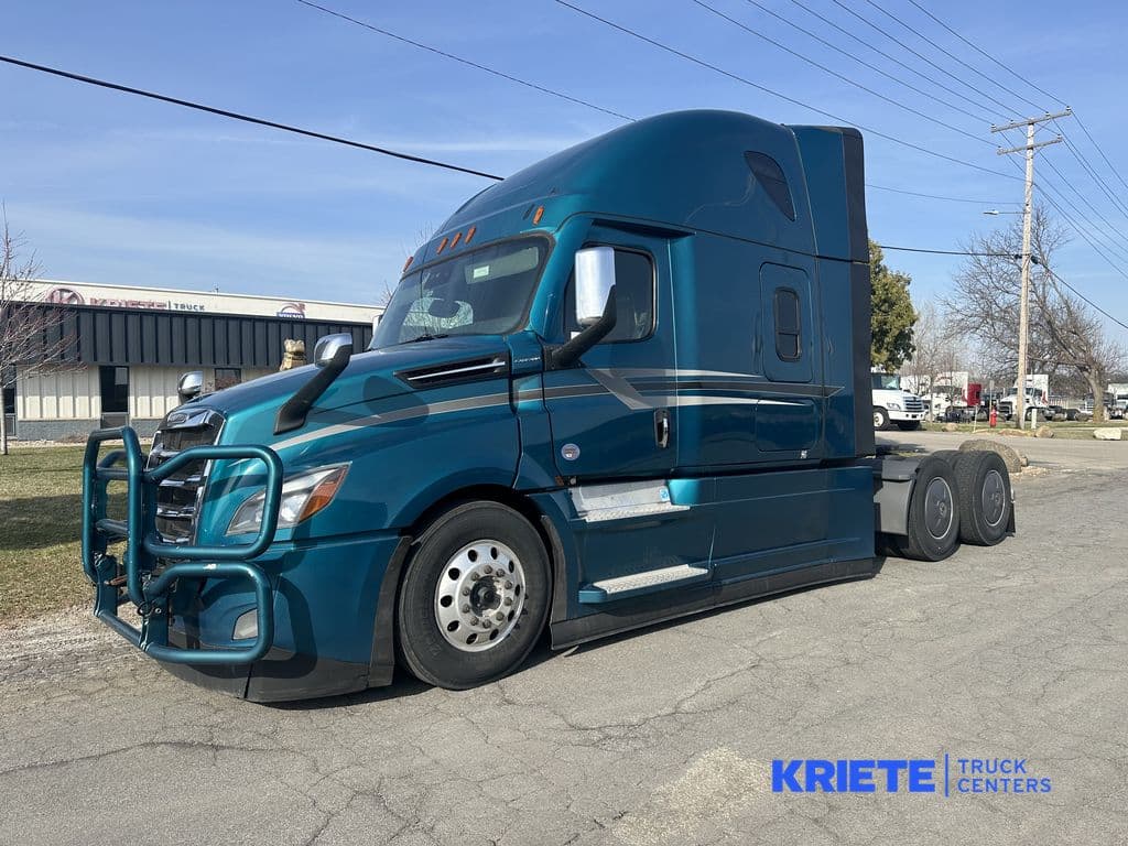 2022 Freightliner Cascadia