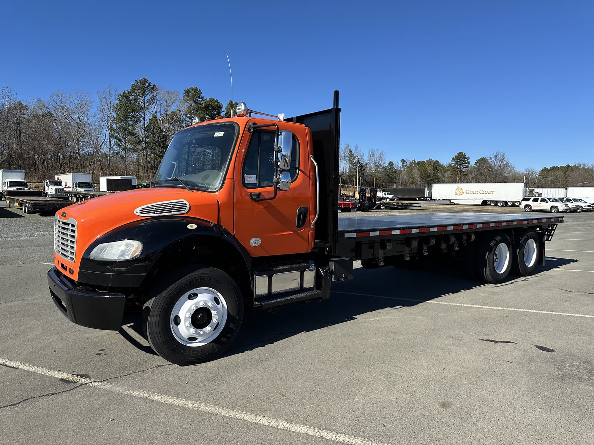 2018 Freightliner M2 106