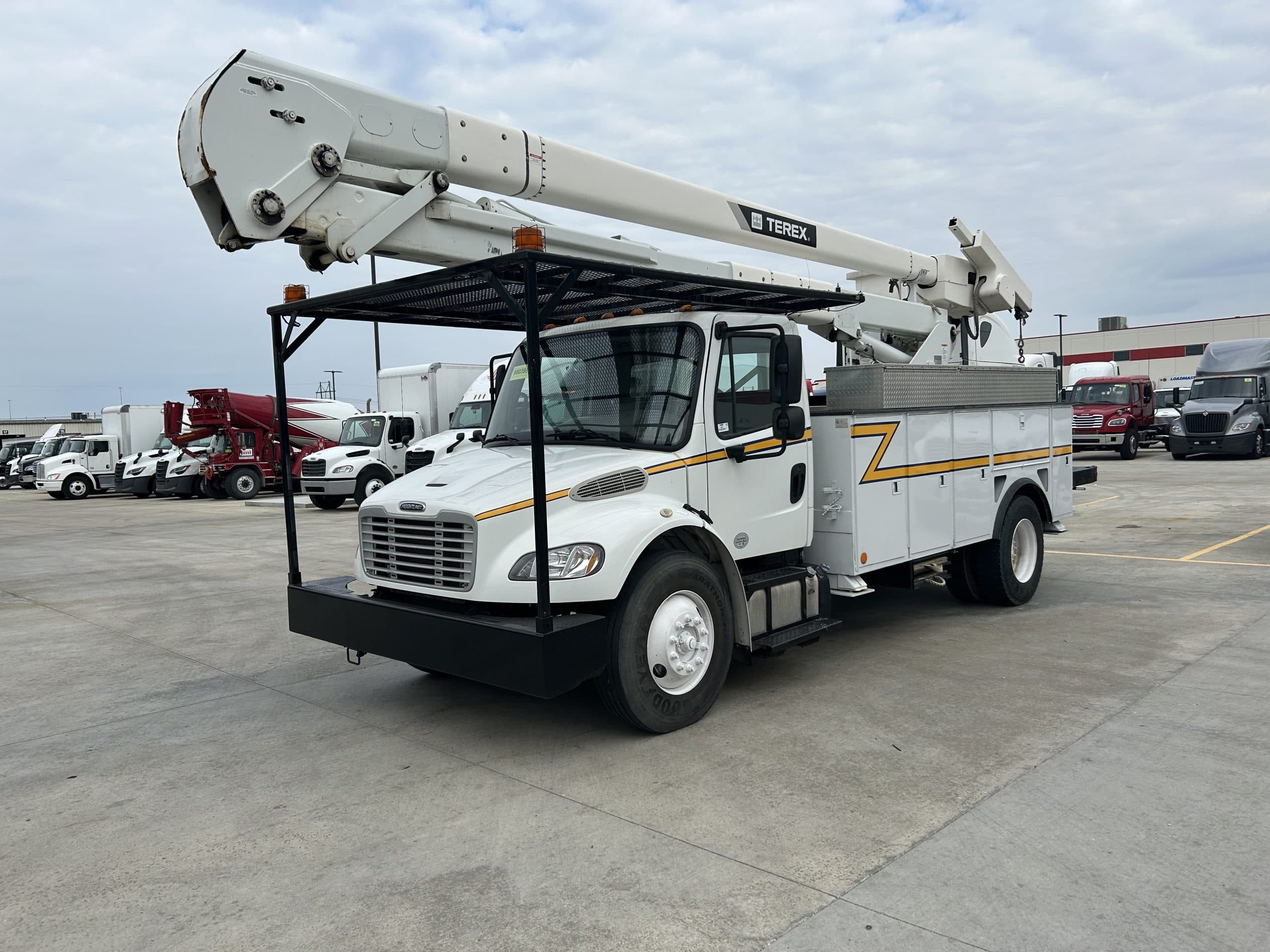 2016 Freightliner M2 106