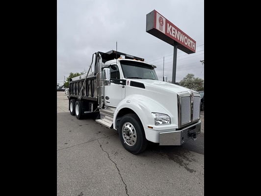 2026 Kenworth T880