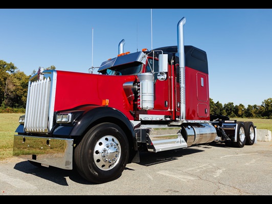 2026 Kenworth W900