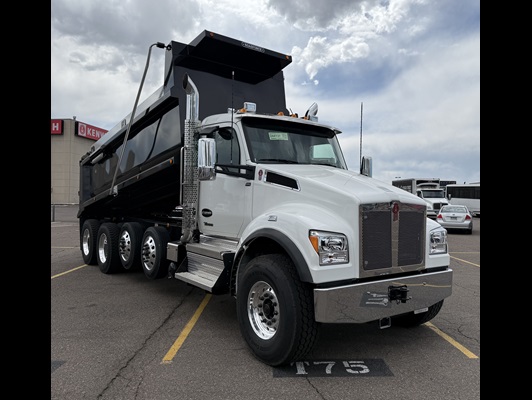 2026 Kenworth T880