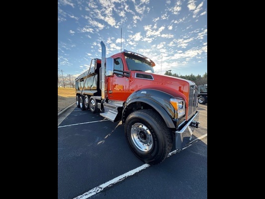 2026 Kenworth T880