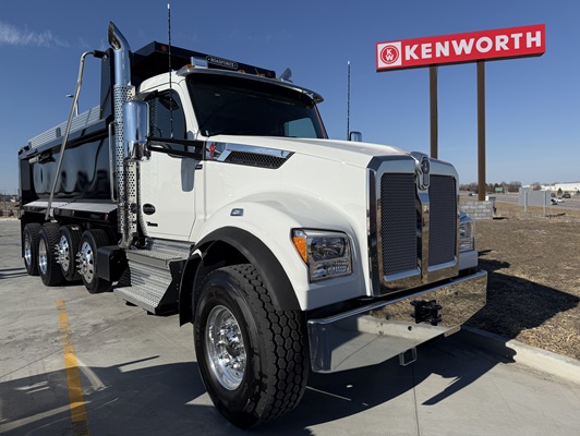 2026 Kenworth T880
