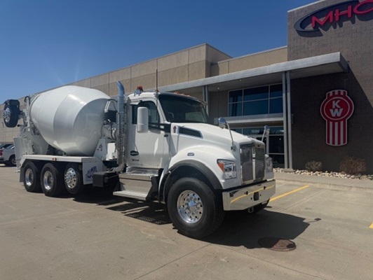 2026 Kenworth T880