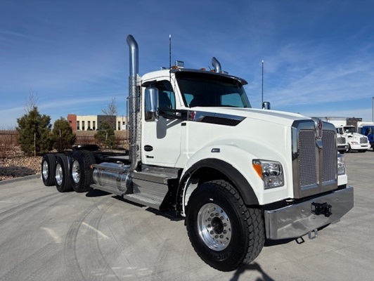 2026 Kenworth T880