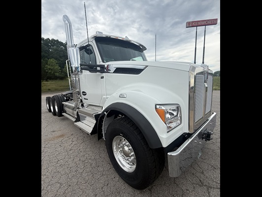 2026 Kenworth T880