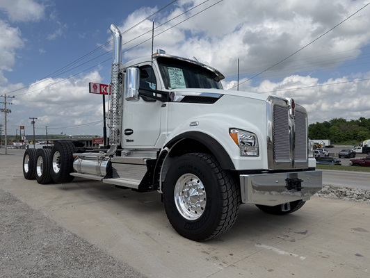 2026 Kenworth T880
