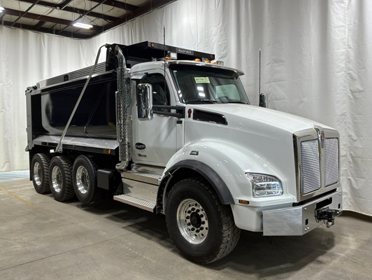 2027 Kenworth T880