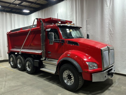 2027 Kenworth T880