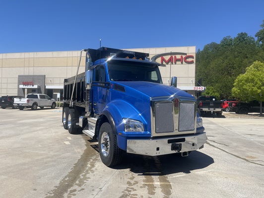 2027 Kenworth T880