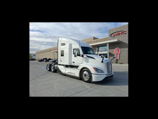2027 Kenworth T680