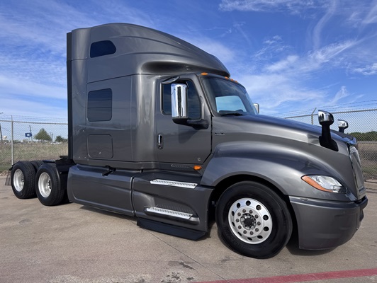 2021 International LT