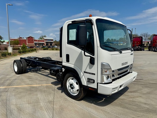 2026 Isuzu NPR