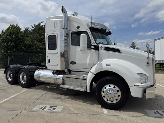 2021 Kenworth T880