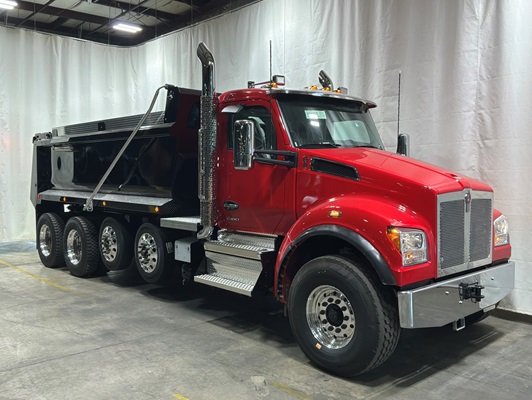 2027 Kenworth T880