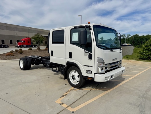 2027 Isuzu NPR