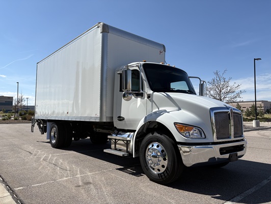 2025 Kenworth T380