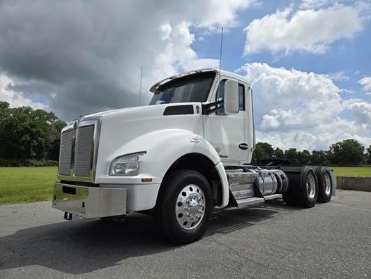 2021 Kenworth T880