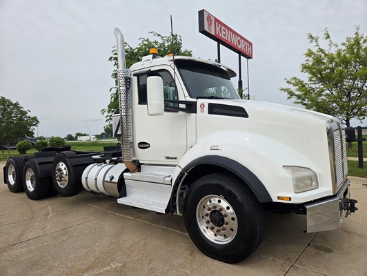2020 Kenworth T880