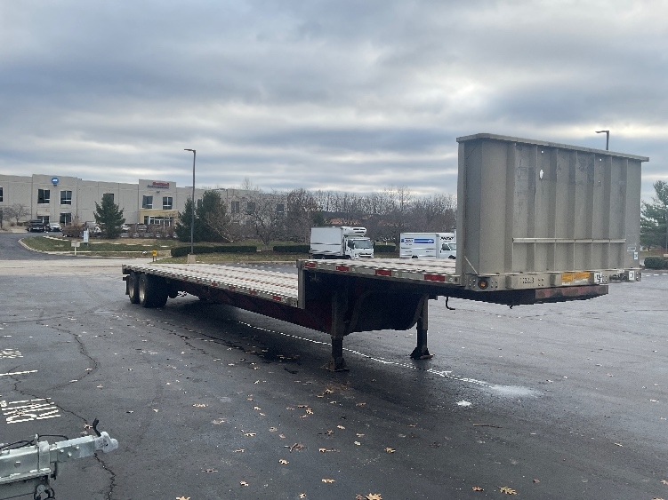 2015 Utility Trailer in Louisville, KY — photo 2