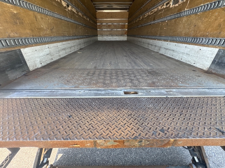 2014 Hino 338 in Brooklyn Park, MN — photo 10