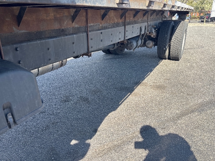 2015 Freightliner M2 106 in West Babylon, NY — photo 5