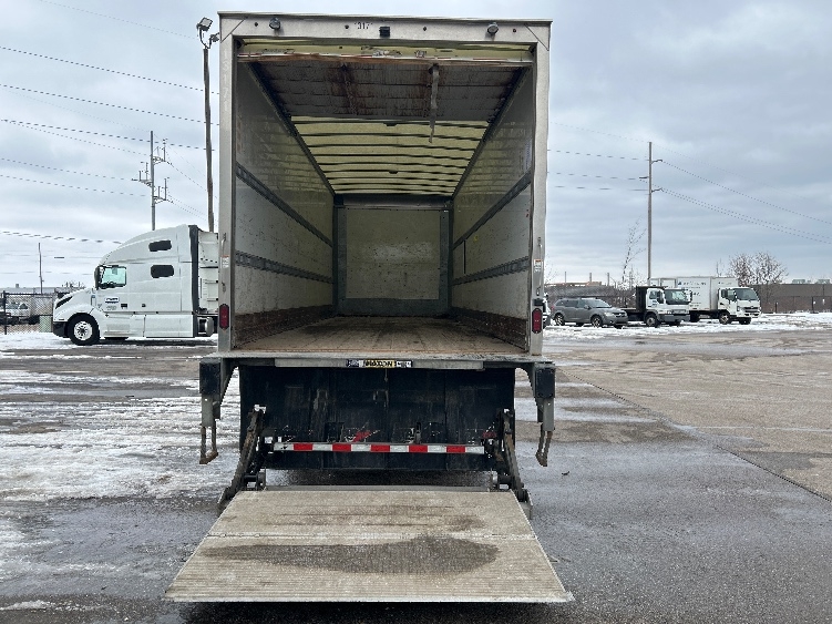 2021 Freightliner M2 112 in Lansing, MI — photo 9