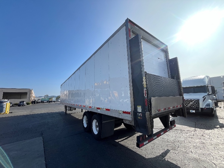 2016 Utility Trailer in La Mirada, CA — photo 3