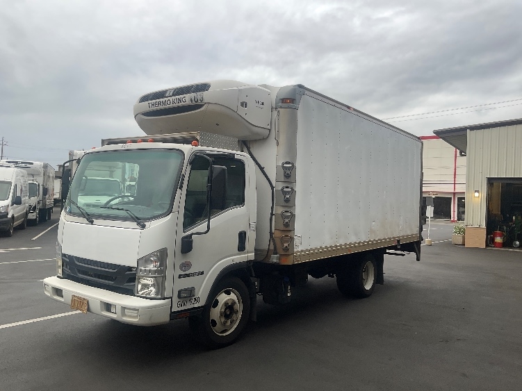 2016 Isuzu NQR in Torrance, CA — photo 3