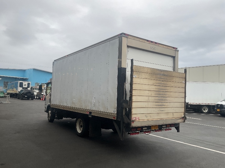 2016 Isuzu NQR in Torrance, CA — photo 6