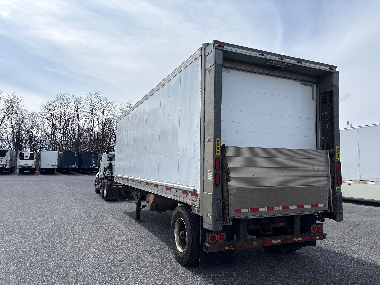 2017 Utility Trailer in Carlisle, PA — photo 3