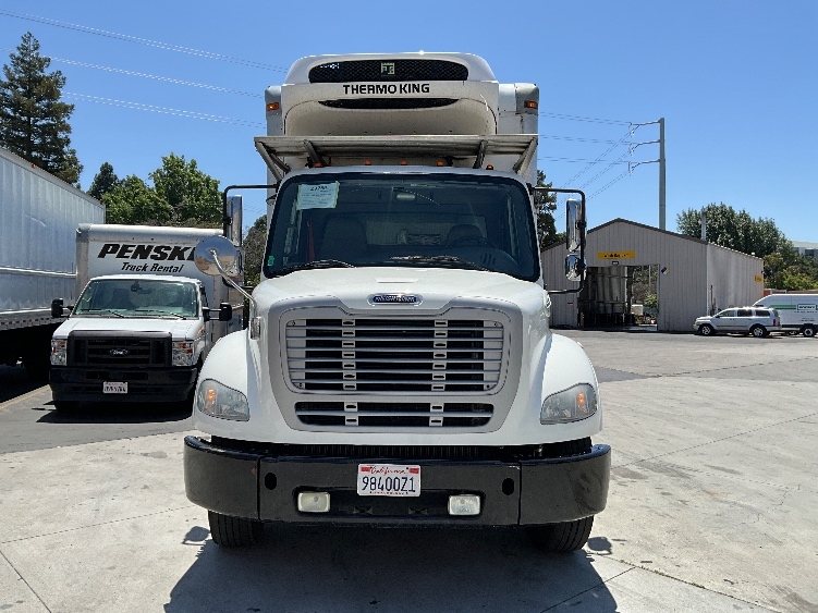 2017 Freightliner M2 112 in West Sacramento, CA — photo 2