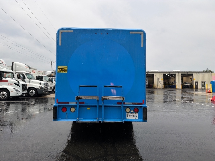 2017 Freightliner eM2 in Manassas, VA — photo 7