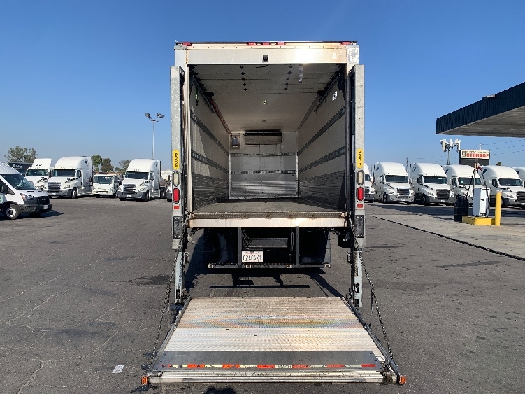 2017 Hino 338 in Torrance, CA — photo 9