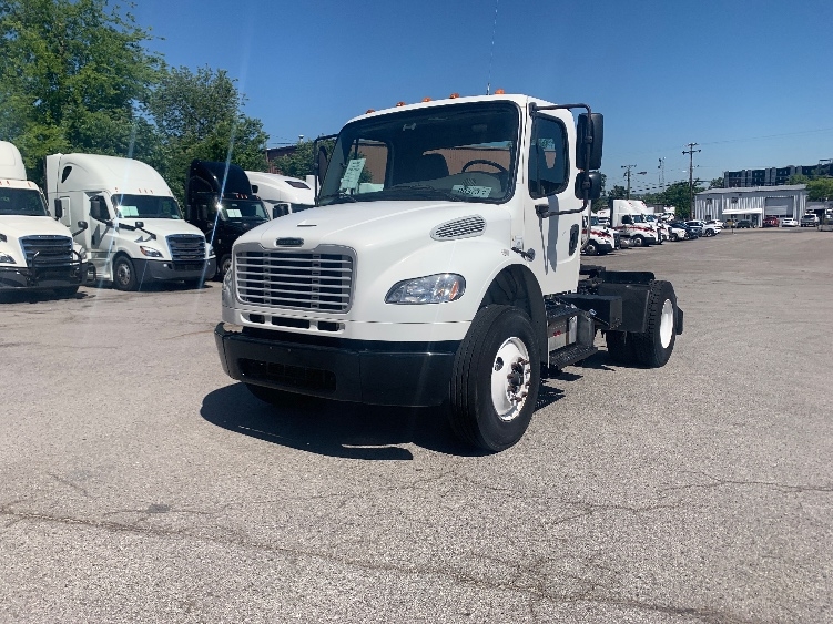 2017 Freightliner eM2 in Nashville (Mount Juliet), TN — photo 3