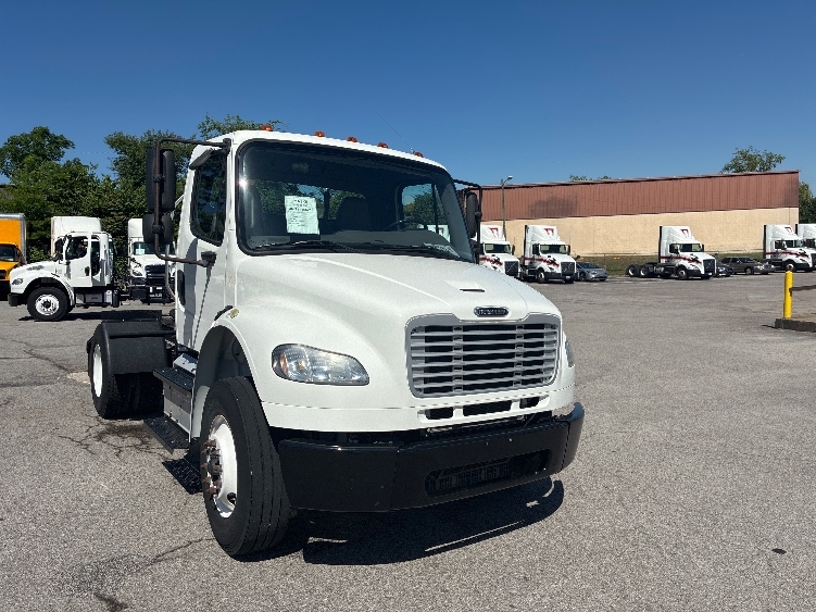2017 Freightliner eM2