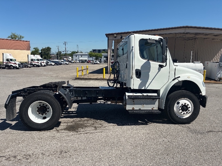 2017 Freightliner eM2 in Nashville (Mount Juliet), TN — photo 8