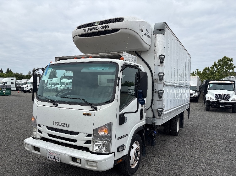 2017 Isuzu NRR in West Sacramento, CA — photo 3